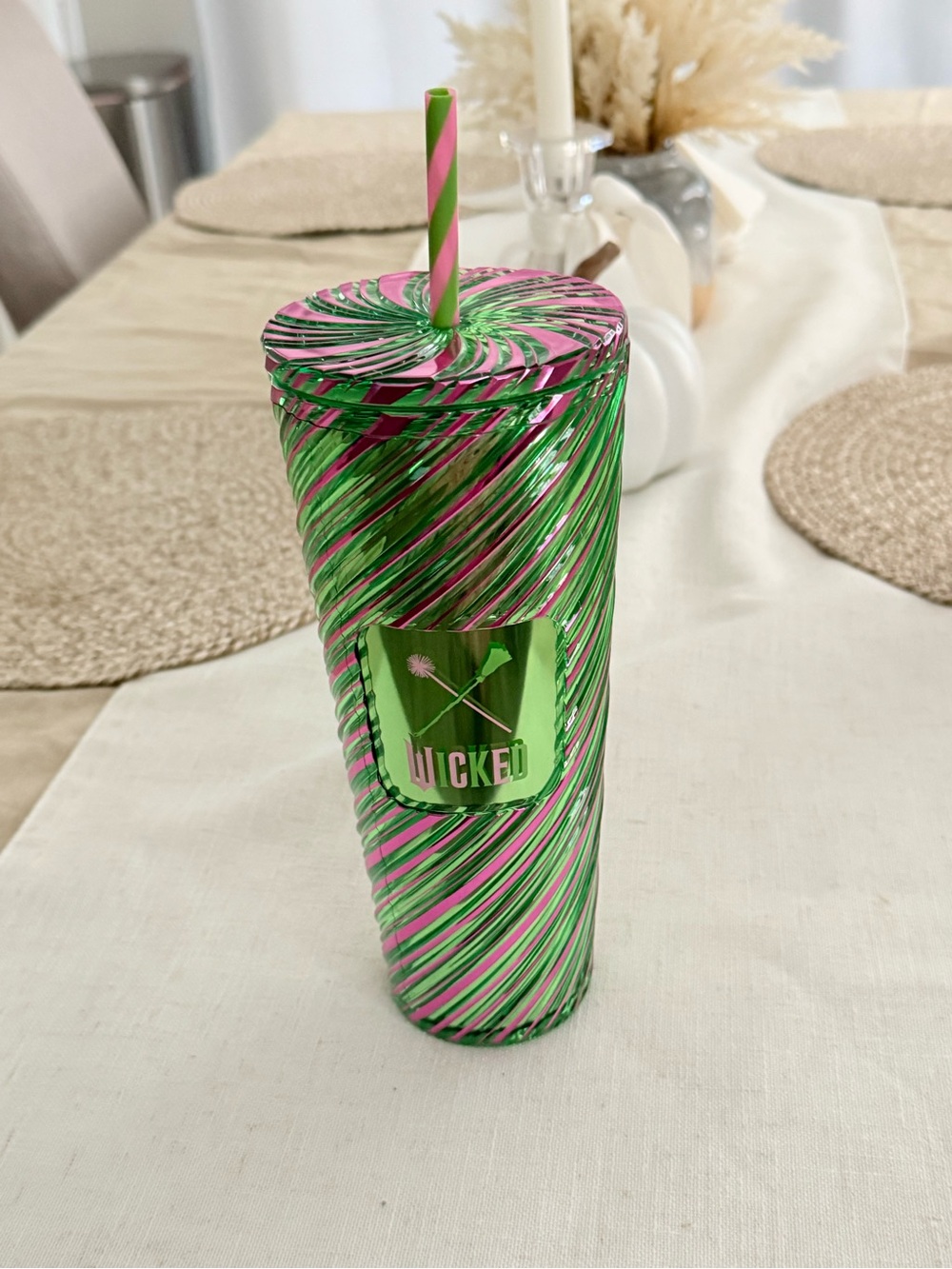 Starbucks x Wicked 2024 Pink & Green Swirl Cup 💚💗 NEW